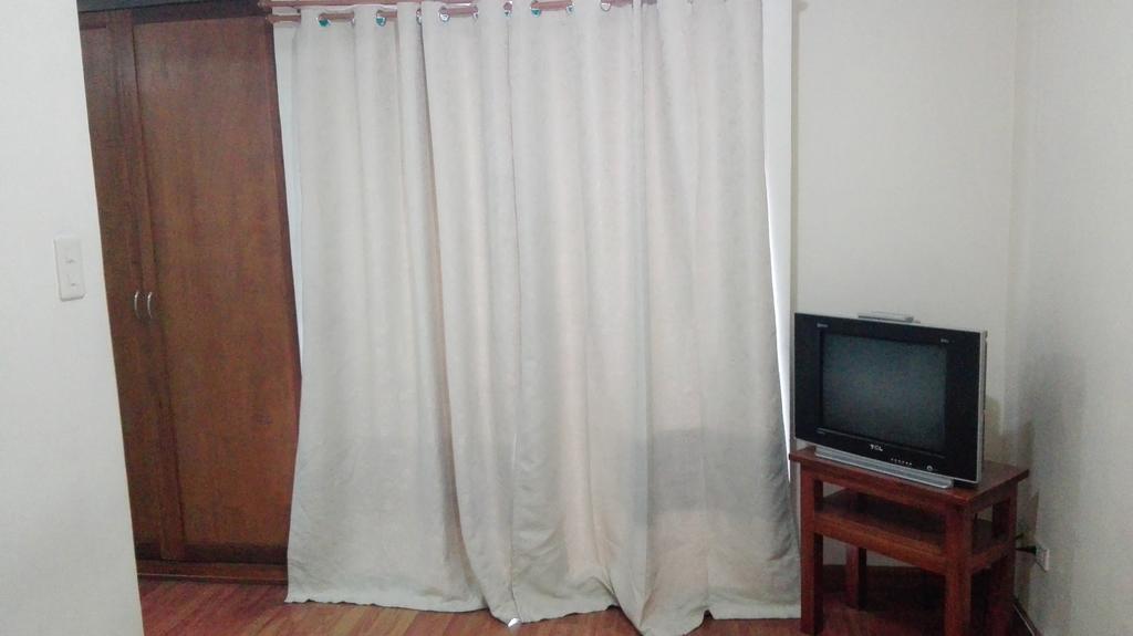 Isabelle Royale Makati Hotel Makati City Szoba fotó